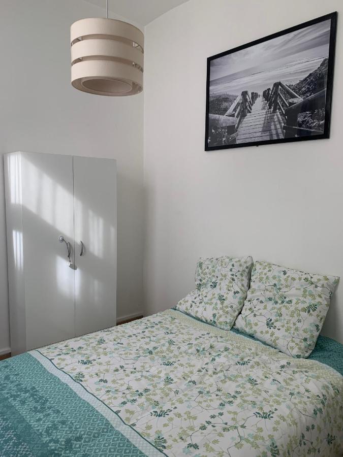 Appartamento Le Voltaire 4 Chez Adrien Hyper Centre Saint-Quentin  Esterno foto